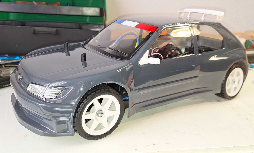 Tamiya BT-01 Peugeot 306 Maxi 1:10