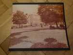 Fotografia 32/28 cm Jasło Rynek 1974 na kartonowym podkładzie
