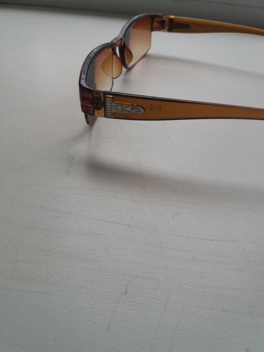 Очки  +3.0 с притемнением