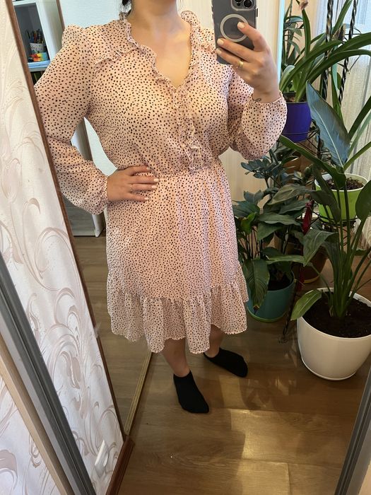 Сукня рожева нова