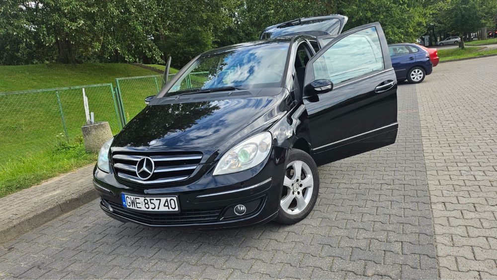 Mercedes B200 turbo automat czarny metalik stan bdb zamiana na tanszy