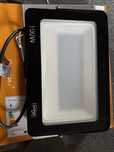 Lampa halogen 100 W garaż hala podwórko