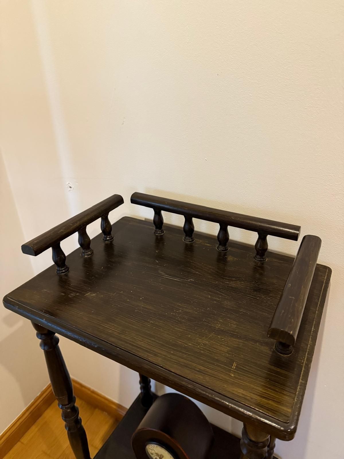 Mesa de Apoio Clássica