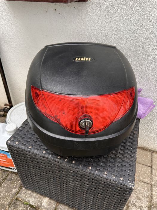 Top case wln scooter