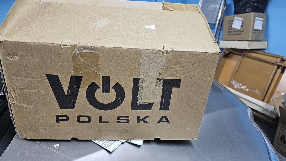 Продам інвертор Volt Polska