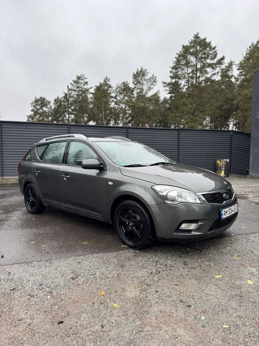 Продам Kia ceed 2011 рік