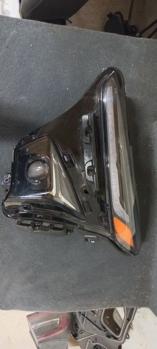 Фара Chevrolet Bolt EUV