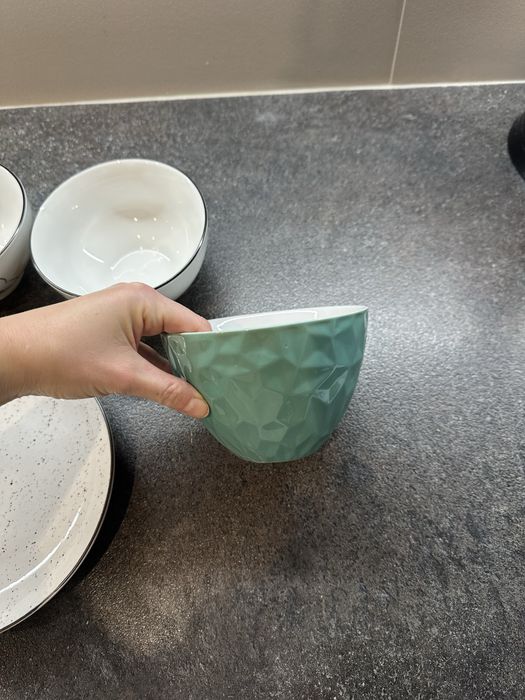 Стильний та якісний Посуд тарілка салатник супова миска