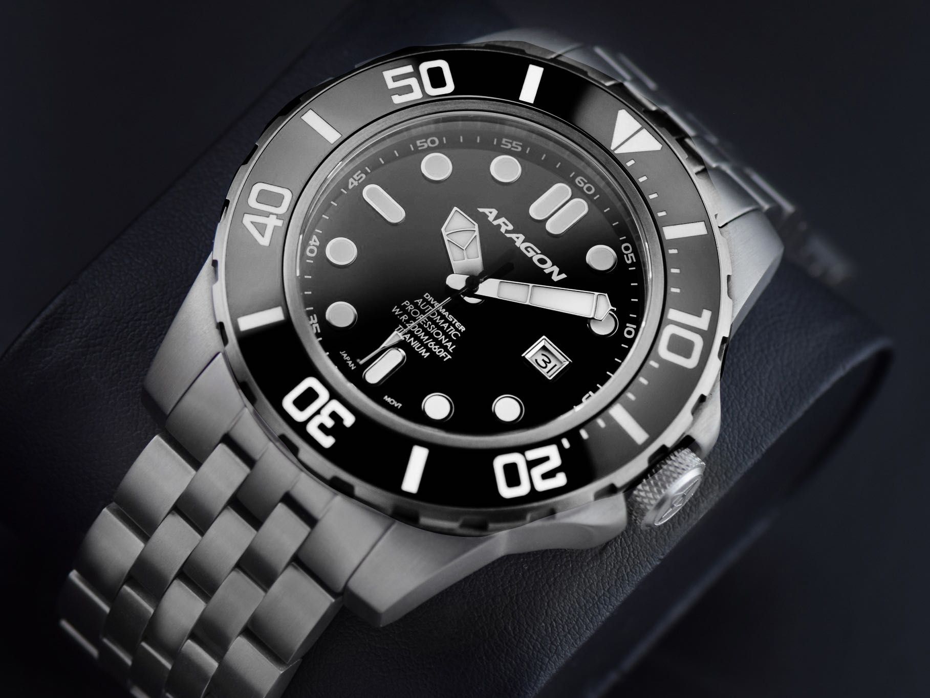 Часы ARAGON DM TITANIUM Ceramic Sapphire Automatic 50 mm. 200 MT.