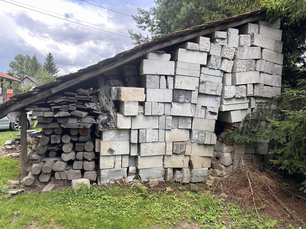 Cegly i pustaki