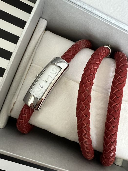 Relógio Eletta vermelho