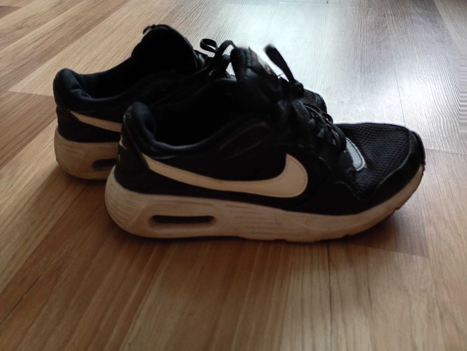 Czarne buty Nike air
