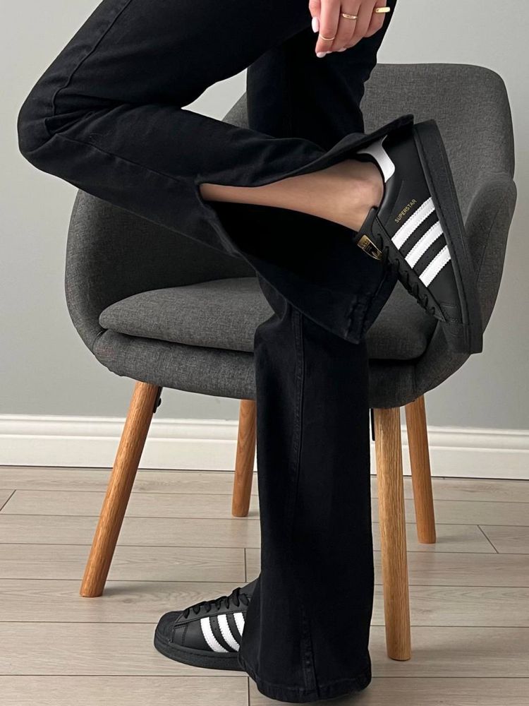 Жіночі кросівки Adidas Superstar Black