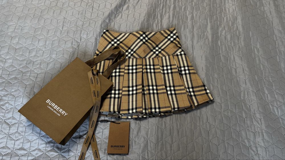 Міні спідниця з шортиками Burberry XS/S оригінал