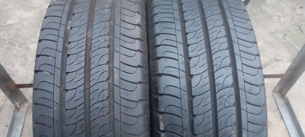 Opony 2szt DEMO 215/65/15C 104/102T Goodyear Efficient Grip Cargo