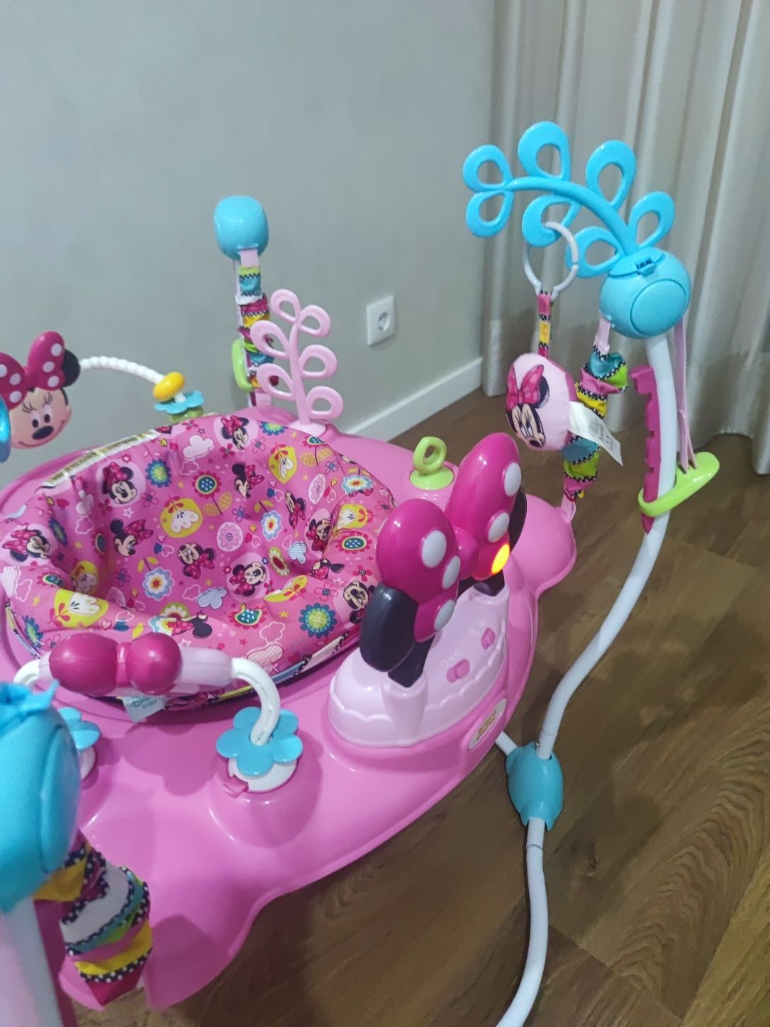Disney baby - Minnie Mouse Saltador com Atividades