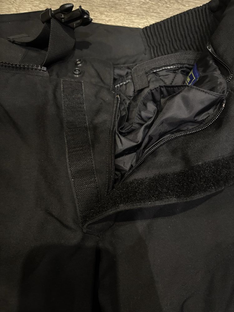 Мотоштани CORDURA розмір Л. без захисту на колінах, збоку на бедрах є