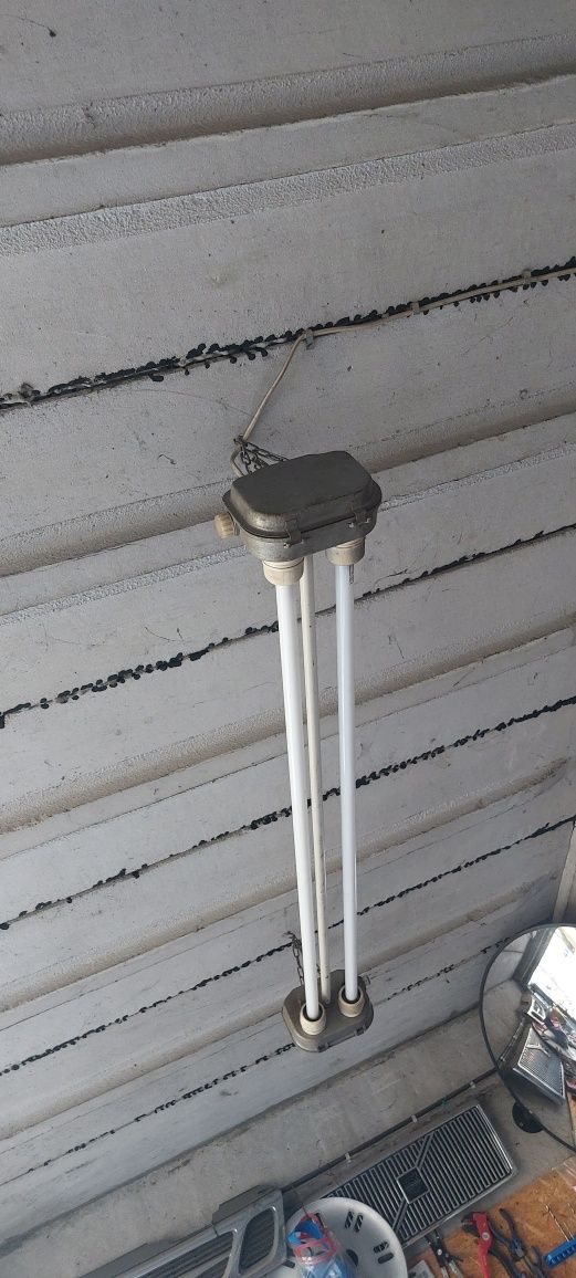 Lampa warsztatowa PRL klimatyczna