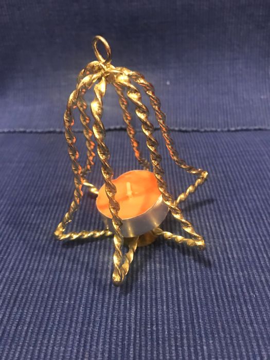 Świecznik, taca dekoracyjna na świeczki i stroik świąteczny