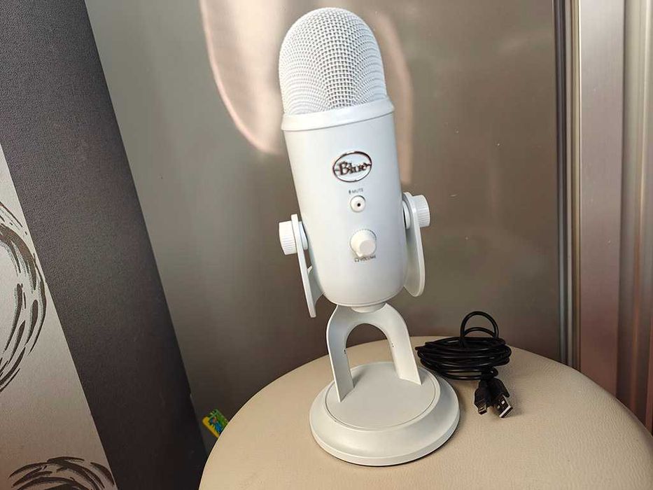 Микрофон Blue Microphones Yeti white