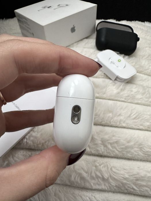 Бездротові навушники Apple AirPods Pro 2nd Gen witch USB - C