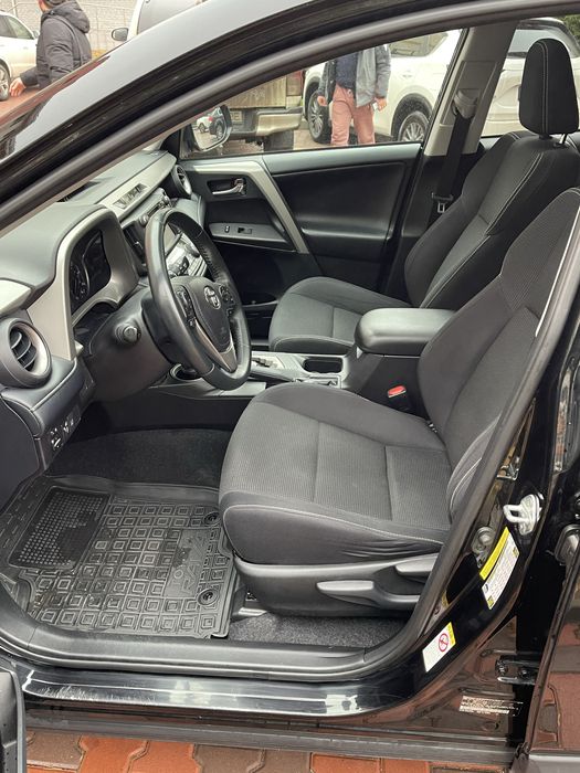 Продам Toyota RAV-4 2018 року