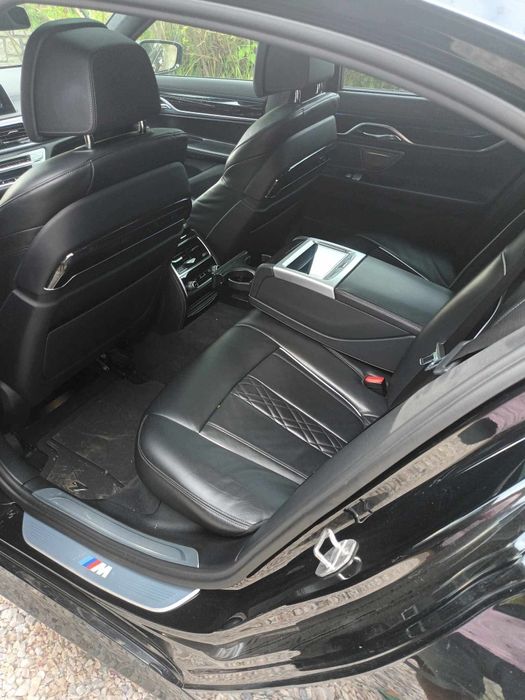 Pilne bmw 7 g11 iPERFORMANCE mPAKIET carbon