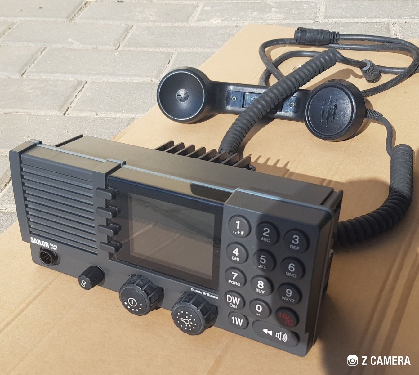Судовая бортовая радиостанция  Sailor 6248 VHF