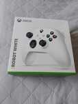 Pad bezprzewodowy MICROSOFT Xbox One / Series /PC Robot White