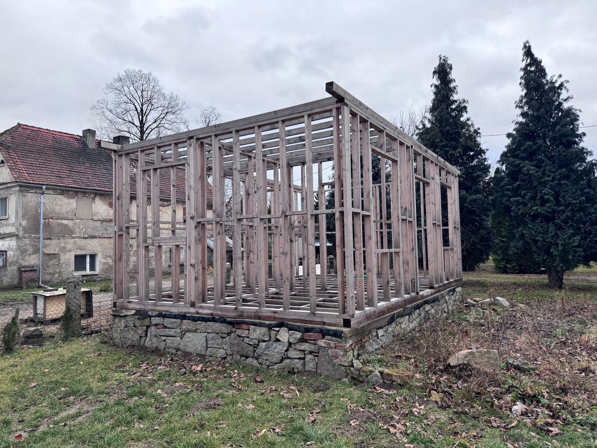 Stelaż domku letniskowego bez dachu 30m2