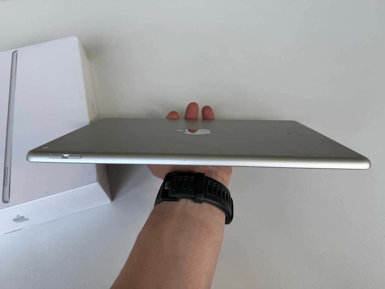 Apple iPad 10.2 2021 (9-Gen) 256Gb Silver A2602 Wi-Fi Оригінал!