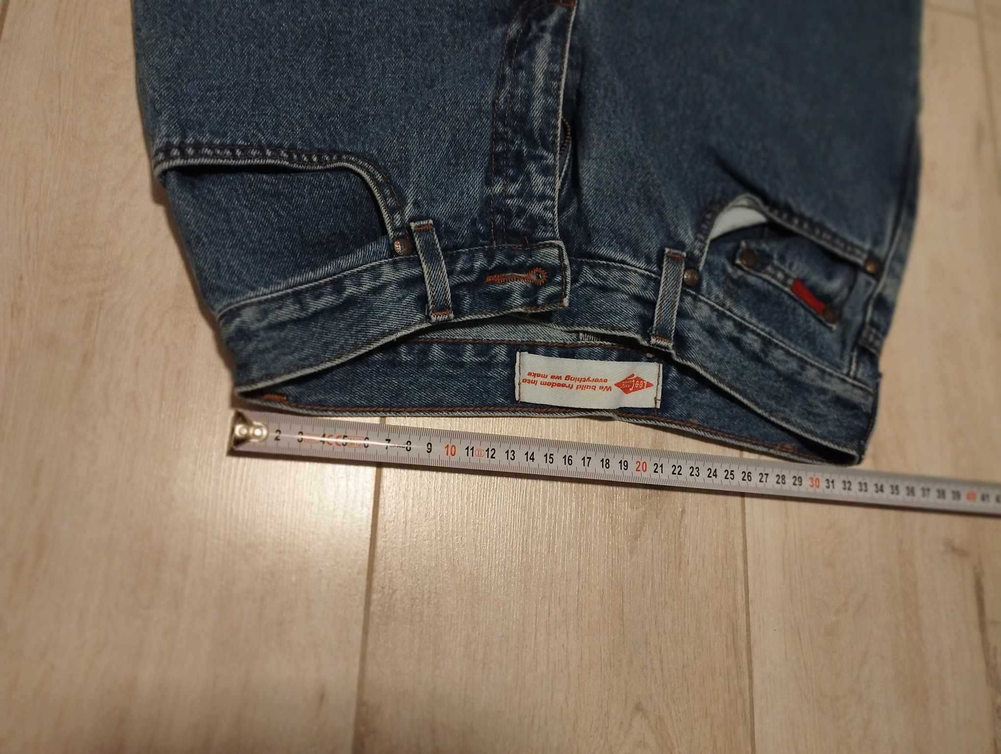 Damskie jeansy Lee Cooper