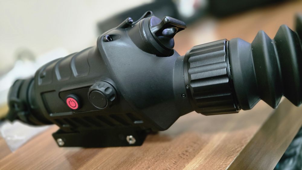 Тепловізійний приціл Guide TS435 2.3-9.2x35 400x300. 2400м