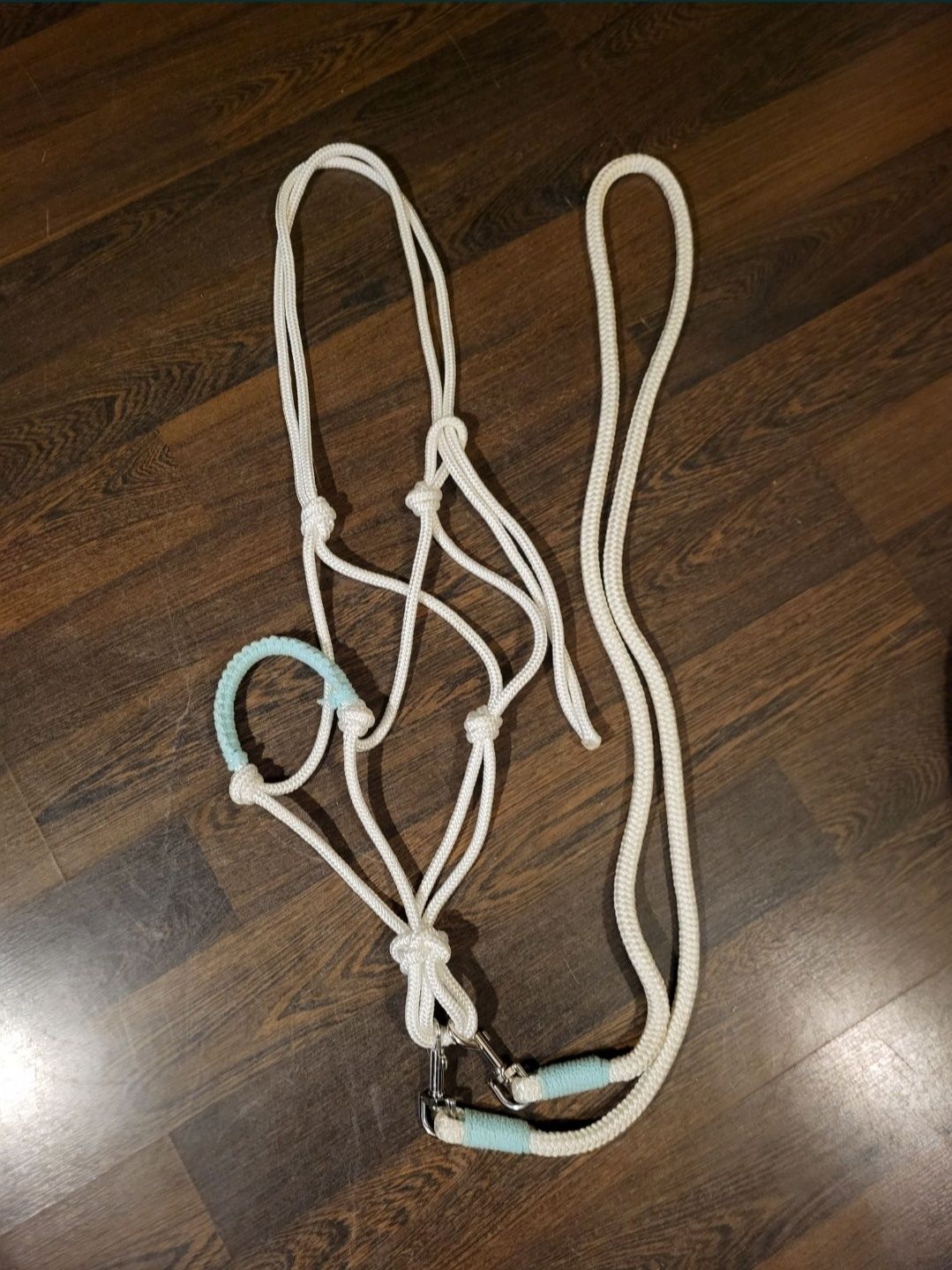 Sprzedam halter z wodzami