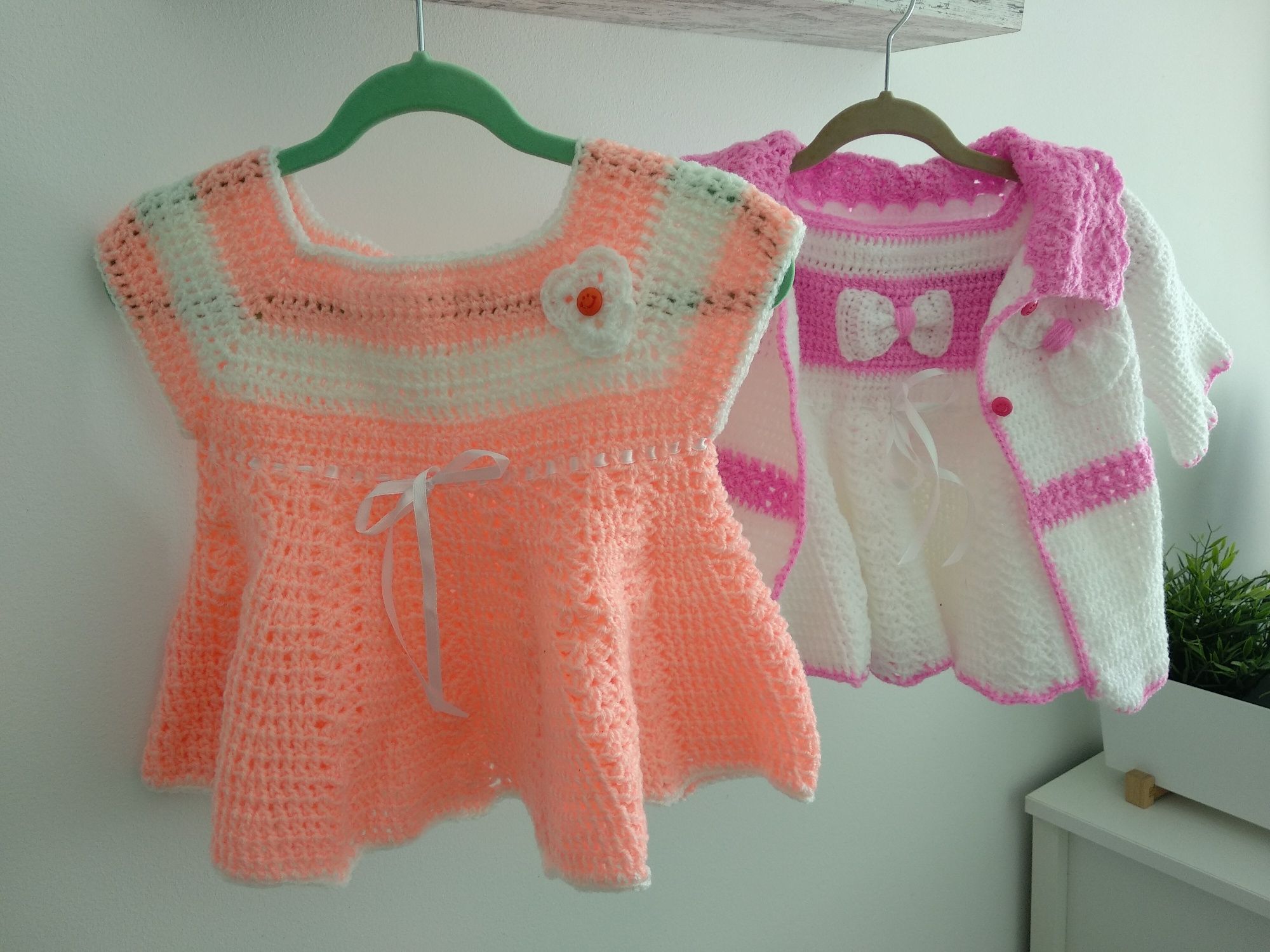 Roupas de bebé em crochet