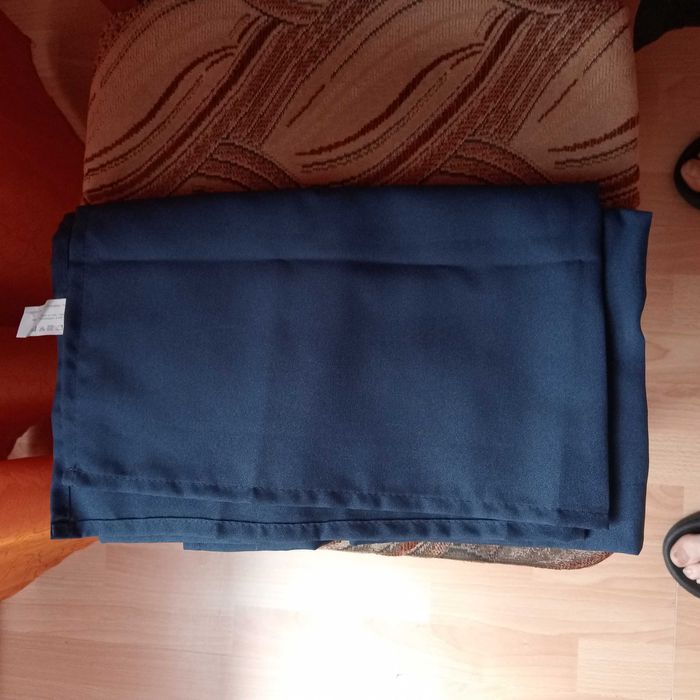 Sprzedam granatowe zasłony