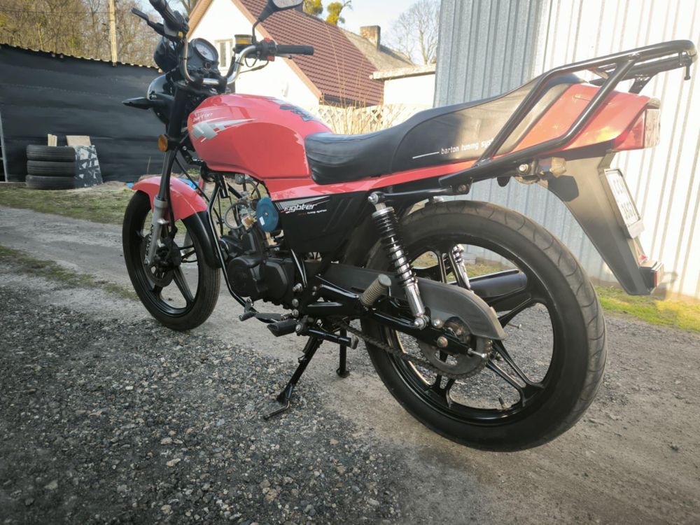 Motocykl Barton Fighter