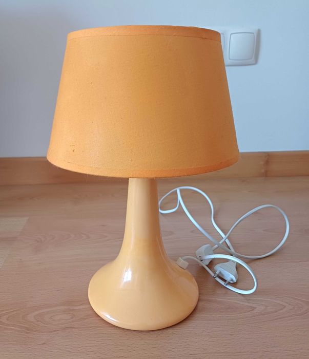 Candeeiro de mesa laranja