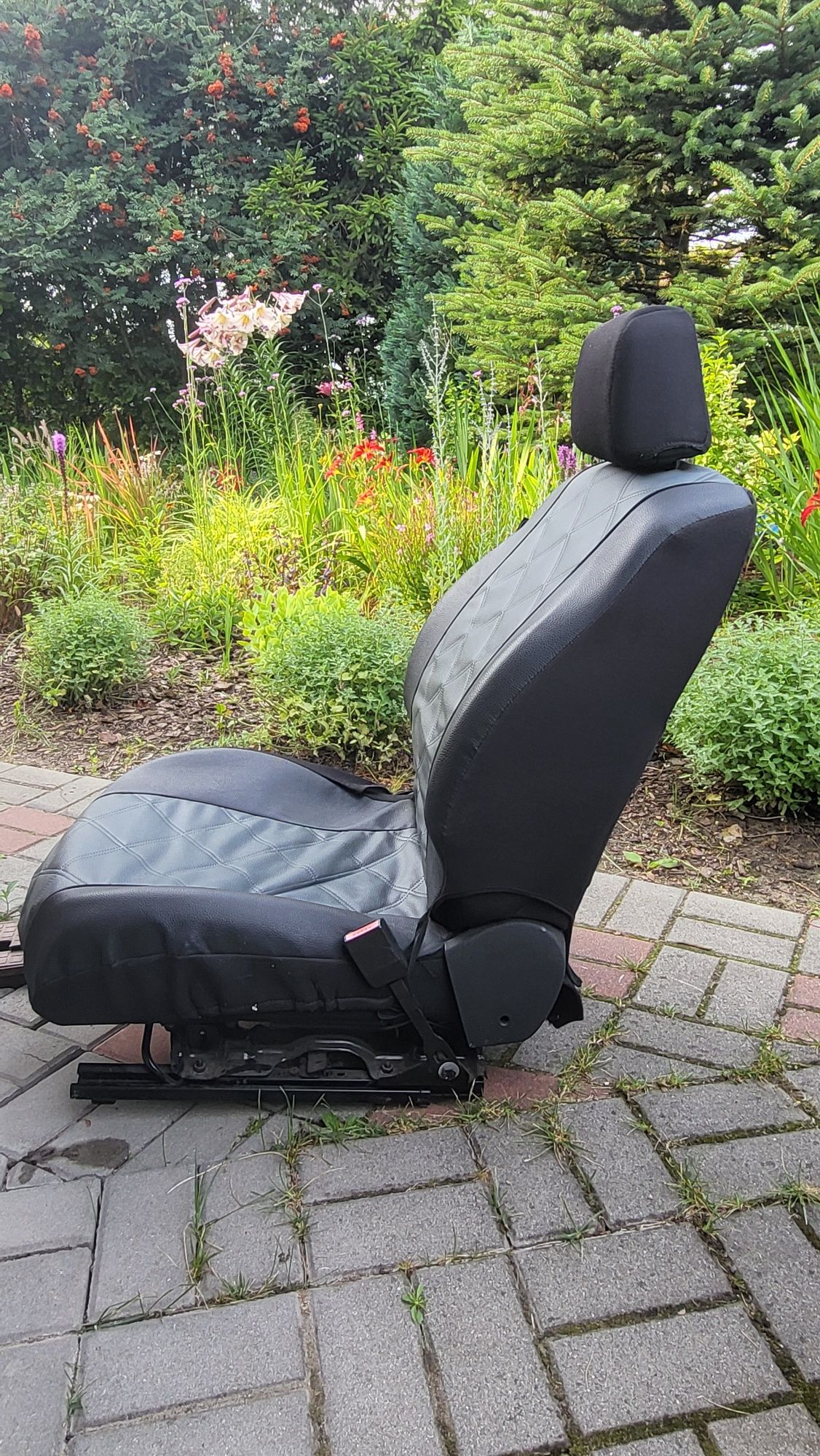 Fotele + kanapa do Citroen C4 04-10 (kanapa prana, pokrowce gratis)