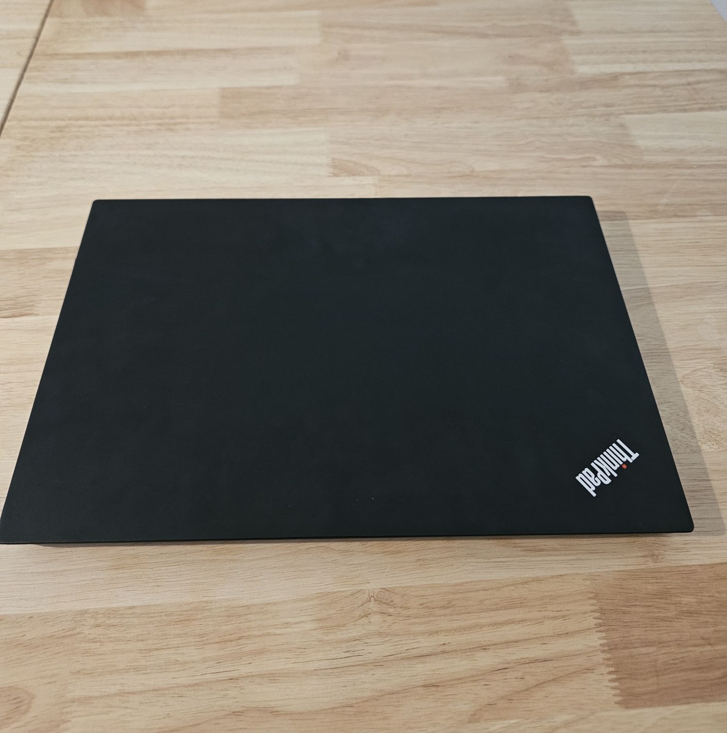 Lenovo ThinkPad E15 | 512GB SSD | 8GB RAM | i7-10510U