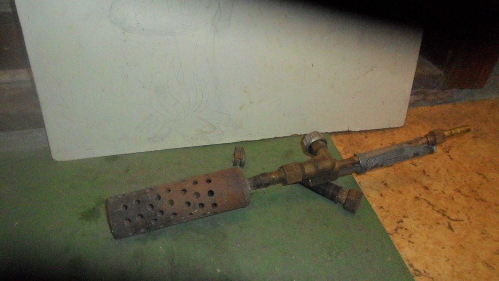 Продам газовую горелку