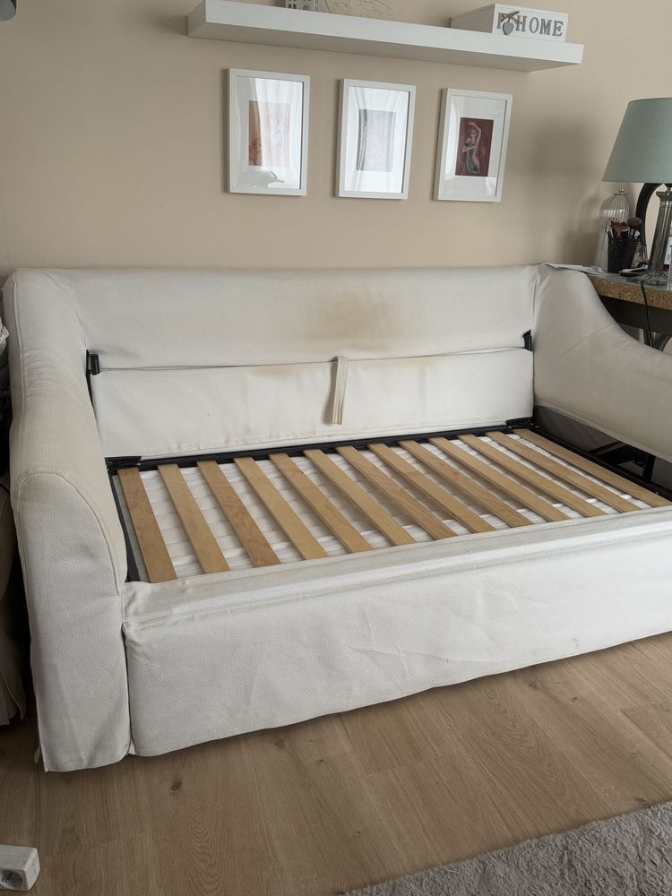 Sofa rozkładana  materac 140x200 FÄRLÖV + pojemnik na pościel - zestaw