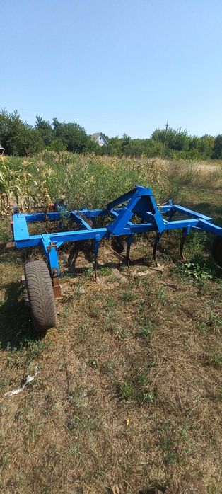 Продам трактор мтз 80 з культіватором та плугами на вибір