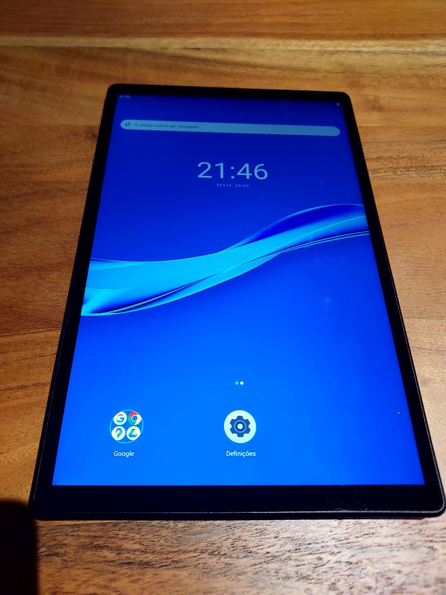 Conjunto tablet + earbuds