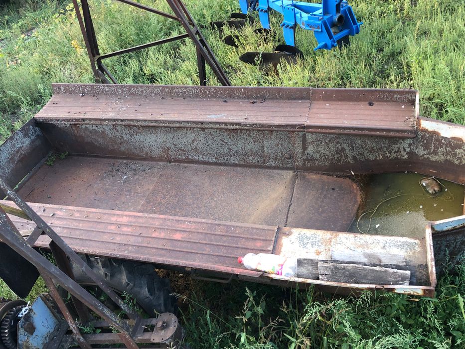 Продам причеп одноосний