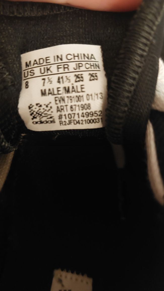 Adidas adidasy samba 41