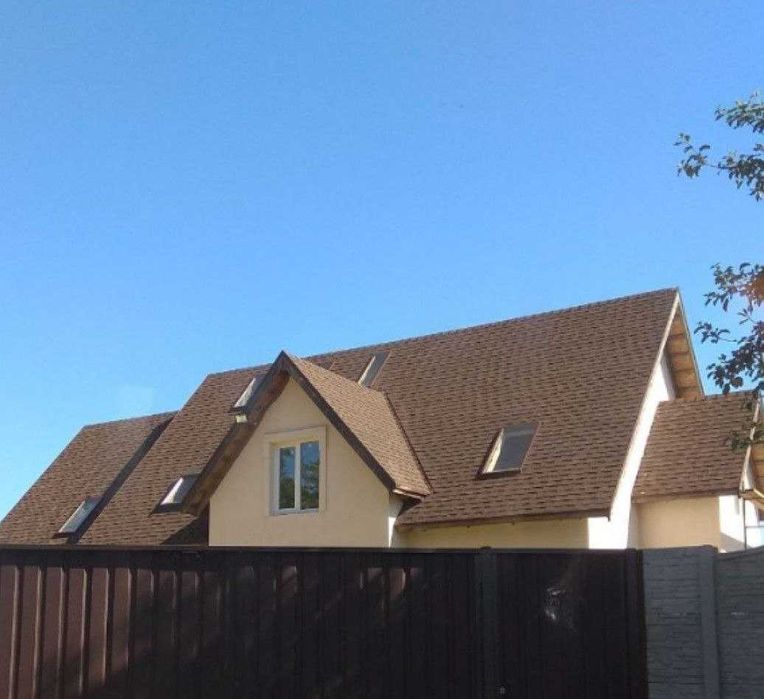 В продаже большой дизайнерский дом 229 м, по  низу цены в г.Мерефа  SM