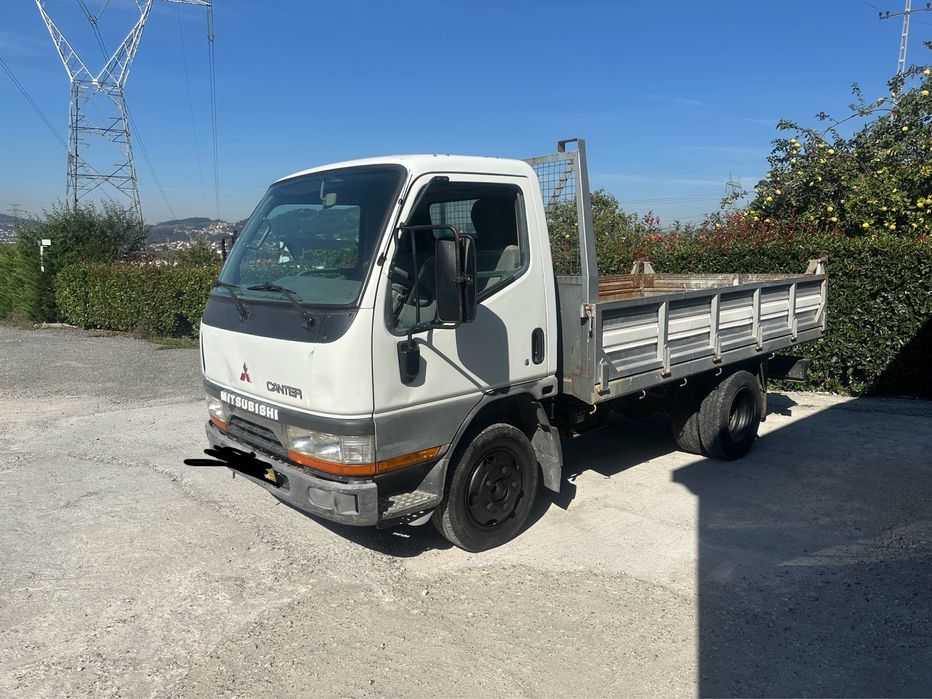 Mitsubishi canter 2.8 de 99 so 90 mil km
