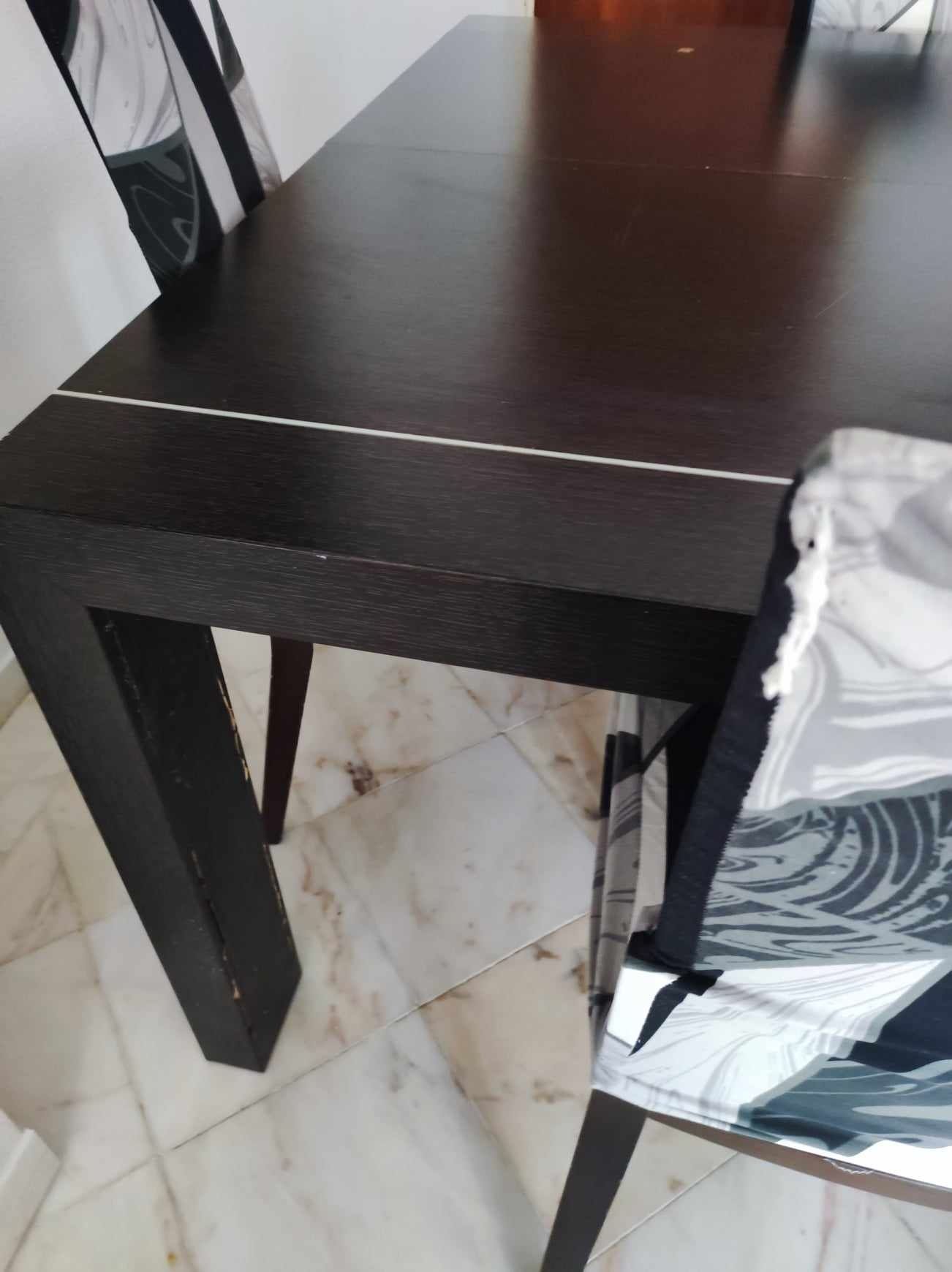 Mesa extensível em madeira Wengé