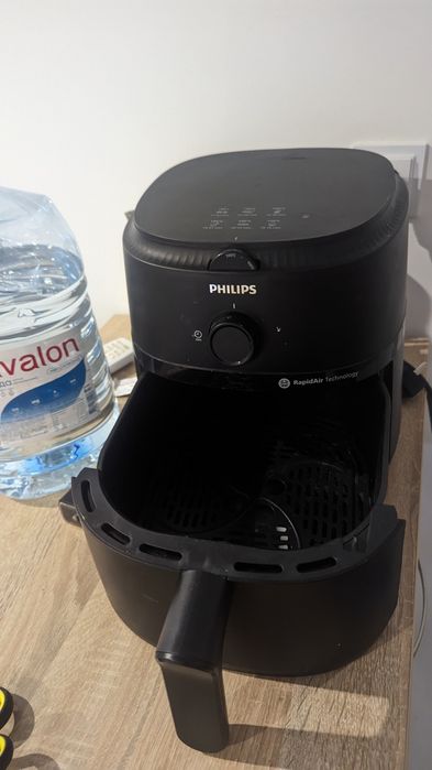 Аєррогриль Philips, новий